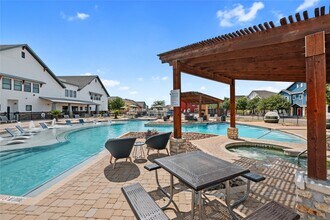 Building Photo - 12915 Englemann Dr