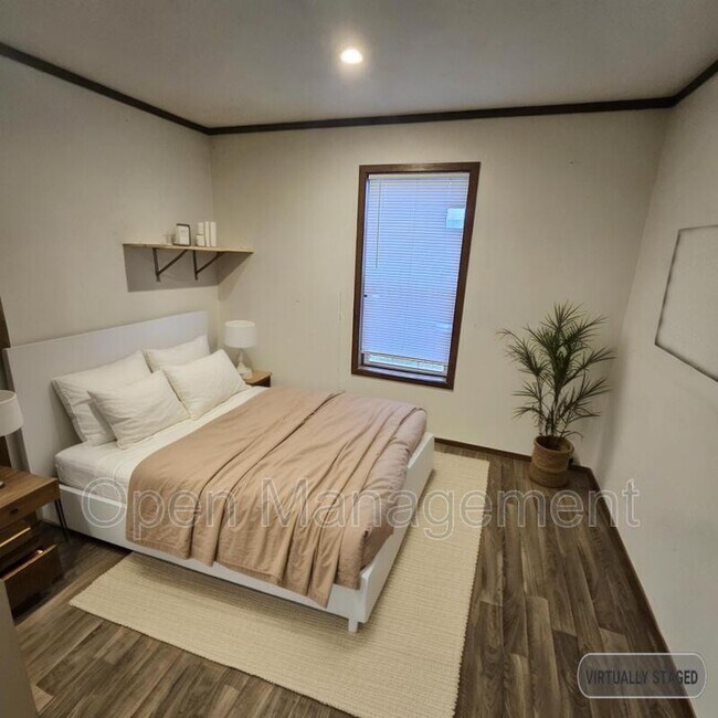 Foto del edificio - 511 E 1st St