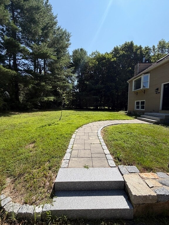 Foto del edificio - 25 Summer Hill Rd