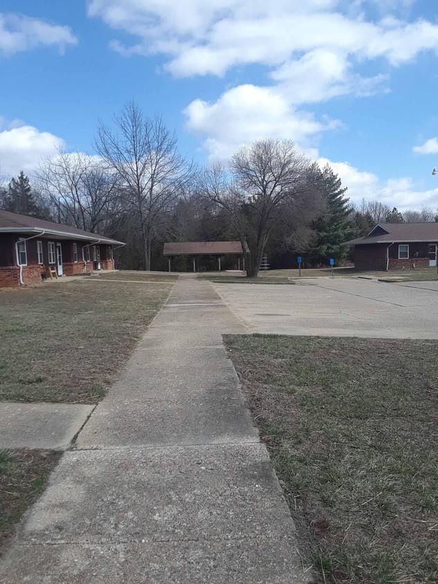 Building Photo - Salem Apartments I