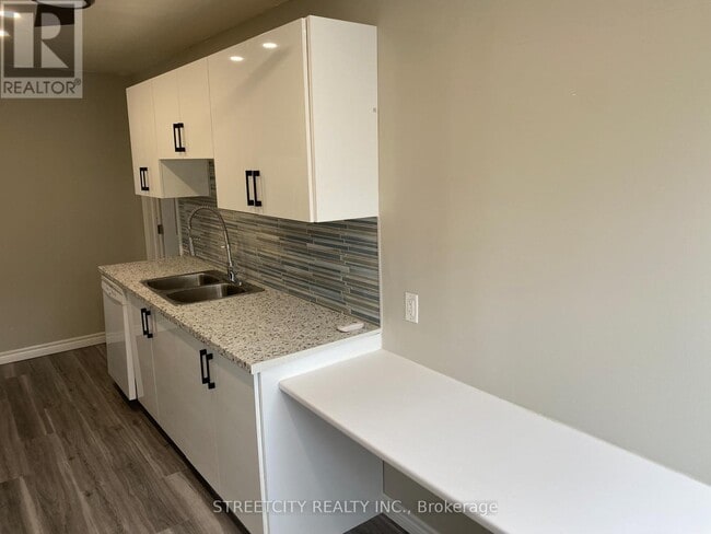 Building Photo - 238 Burnside Dr