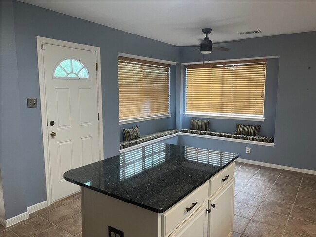 Foto del edificio - 11302 Meadowchase Dr