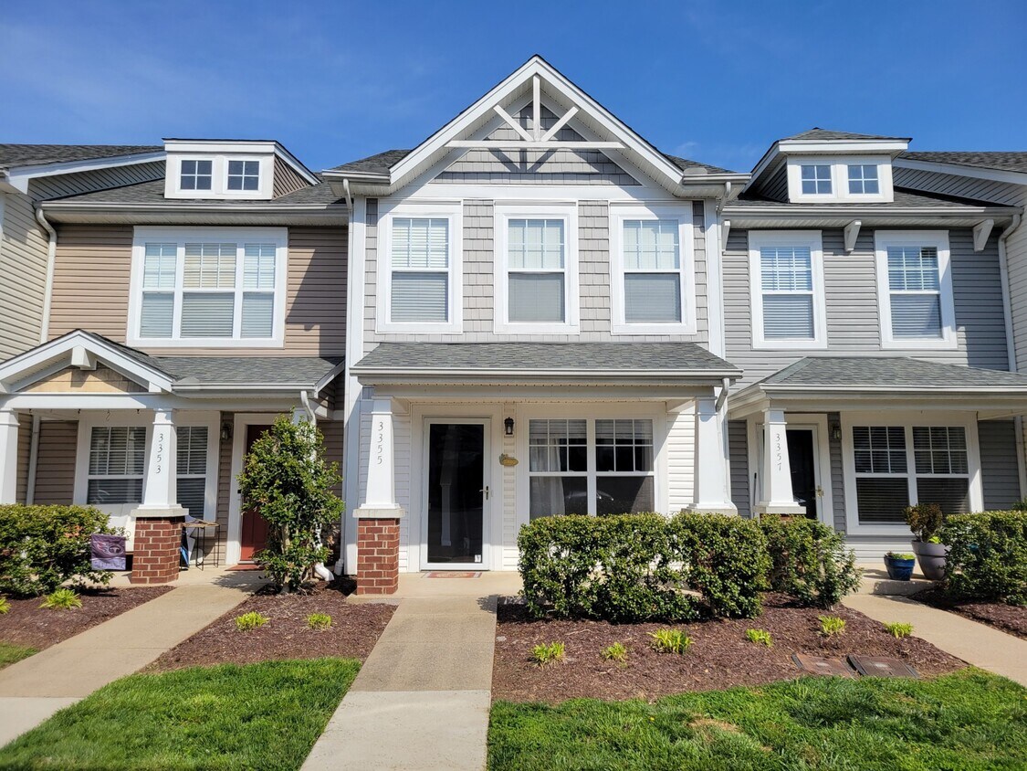 Foto principal - 3355 Harpeth Springs Dr