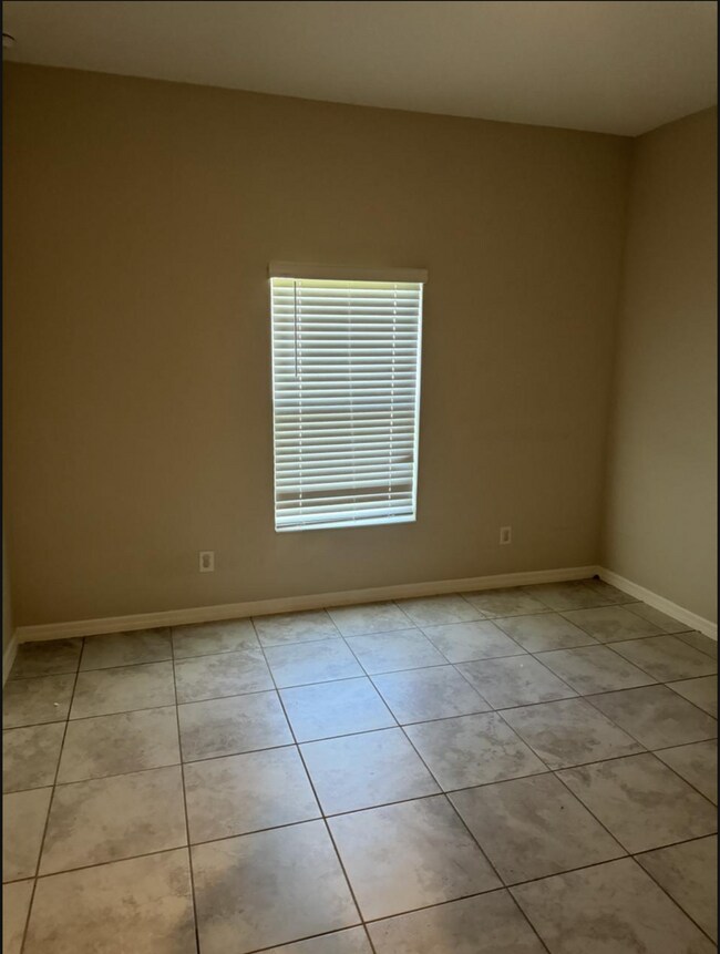 Foto del edificio - 3 Bedroom 2 Bathroom 2 Car Garage Home For Rent in North Port FL!