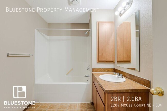 Foto del edificio - 1284 Mcgee Ct NE