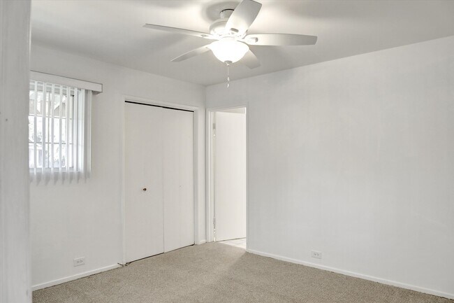 Building Photo - 11536 Collett Ave