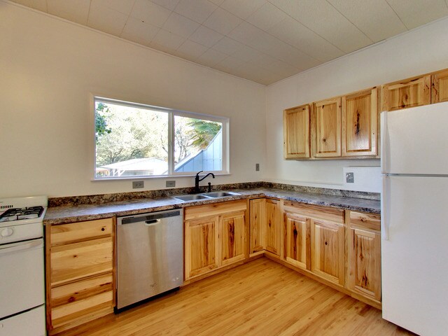 Foto del edificio - 945 Midpine Way