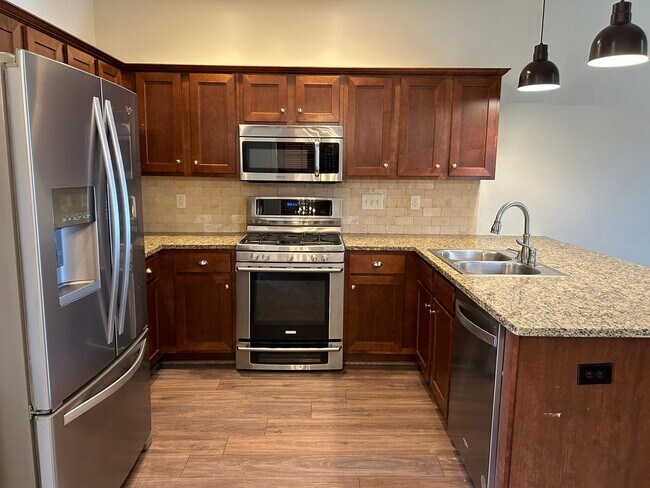 Building Photo - 1044 Crawford Ct. (Chelsea)