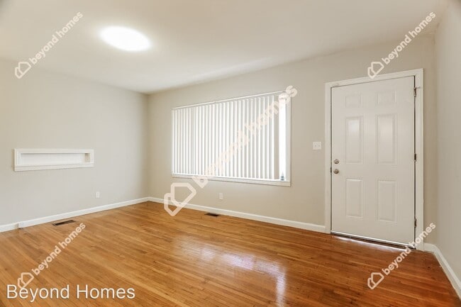 Building Photo - 3 br, 1 bath House - 501 Belmar Drive