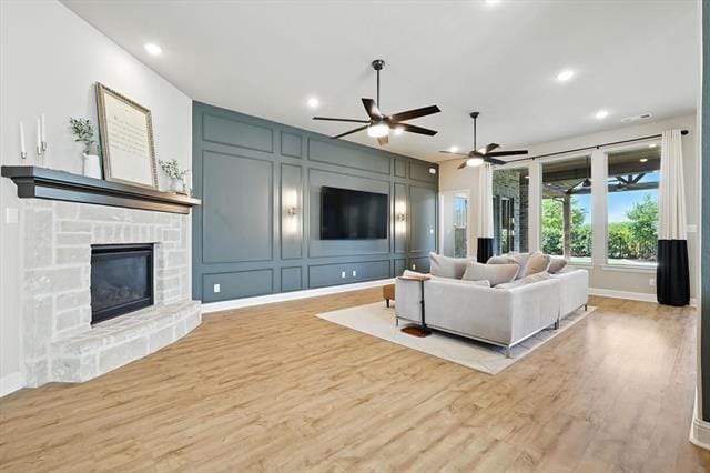 Building Photo - 710 Agave Dr