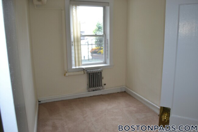 Foto del edificio - 518 Cambridge St