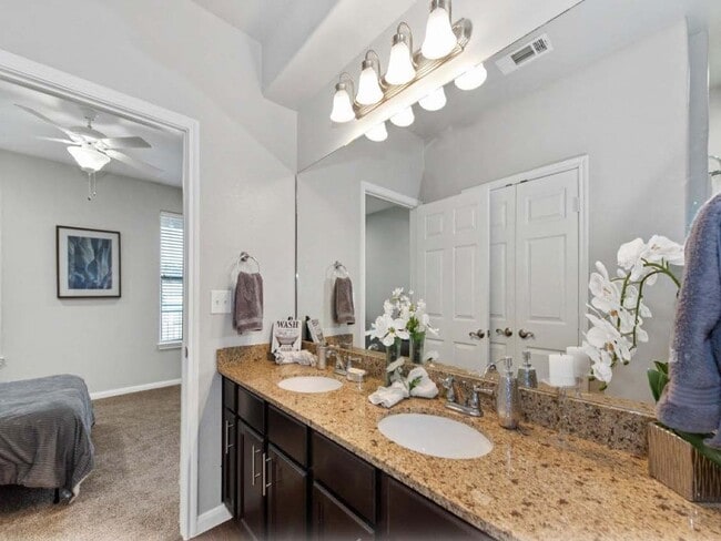 Building Photo - Limited-Time Move-In Special! Lease today ...