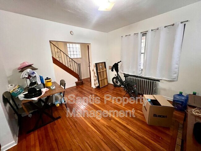 Foto del edificio - 3631 Childs St
