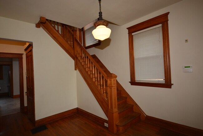 Foto del edificio - 3309 Ruther Ave