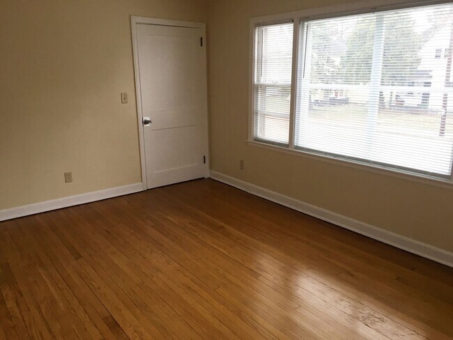 Foto del edificio - 2405 N 6th St