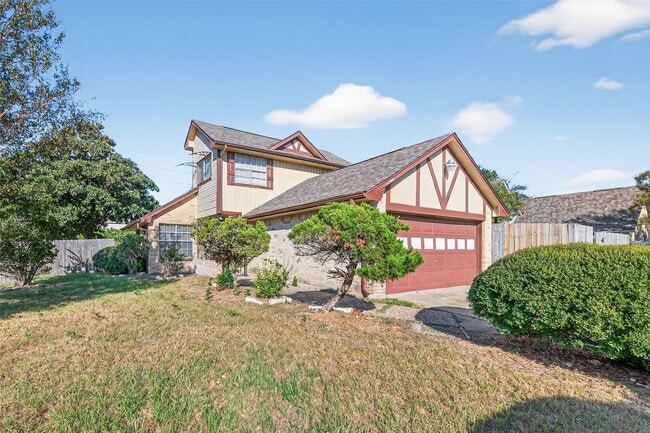 Foto del edificio - 8014 Crestwick Dr