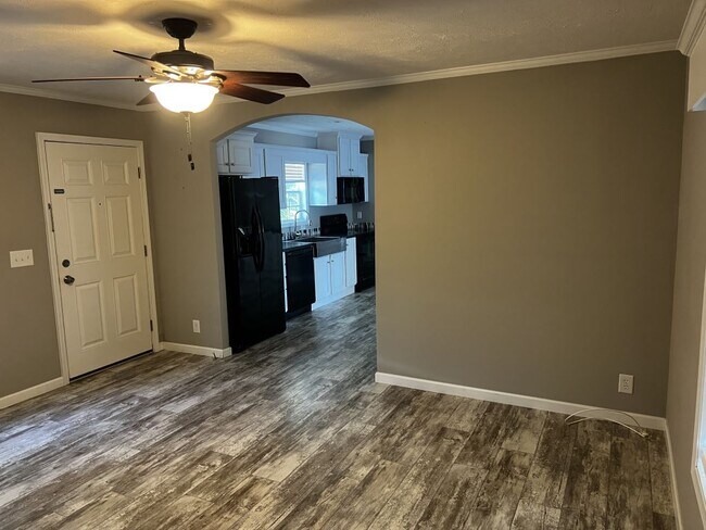 Foto del edificio - 16 Glen Cove Ct