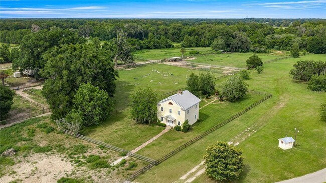 Foto del edificio - 13939 N US Hwy 441