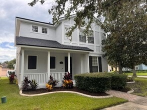 Building Photo - 6466 Old Carriage Rd