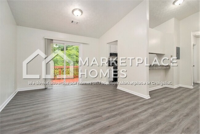 Building Photo - 1145 Mainstreet Valley Dr