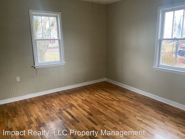 Building Photo - 2 br, 1 bath House - 28 Mitchell Street