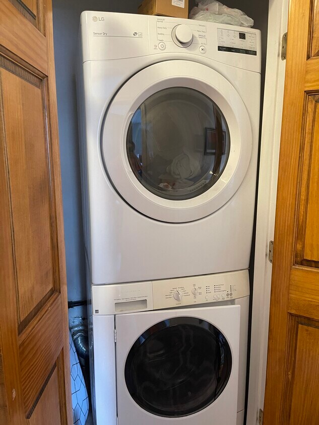 Foto principal - 4207 161st St