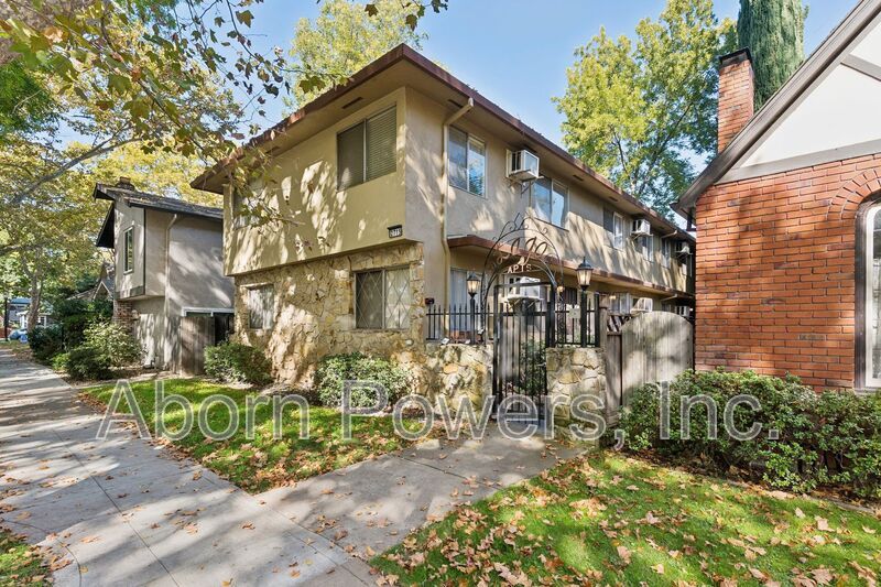 Foto principal - 2715 D St