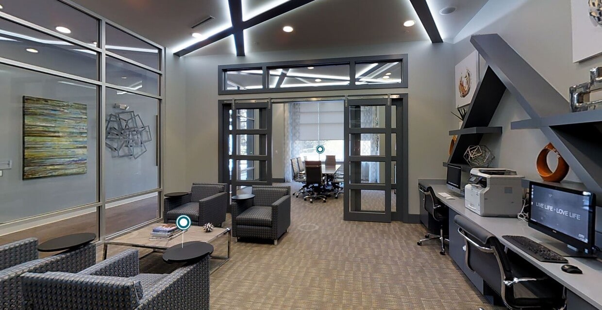 Photo - AMLI Piedmont Heights Apartments