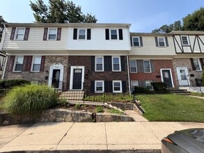 Building Photo - 4054 Hanson Oaks Dr