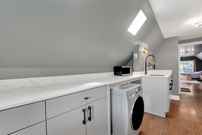 Foto del edificio - 1625 W Hollywood Ave