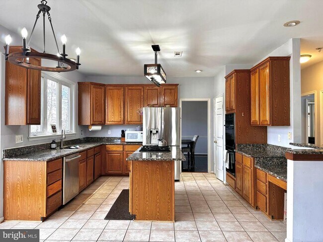 Building Photo - 14202 Hartwood Ct