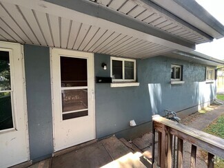Building Photo - 8 Parkwood Ave