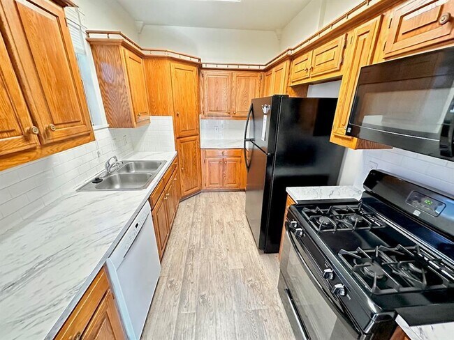 Foto del edificio - 402 W 44th St