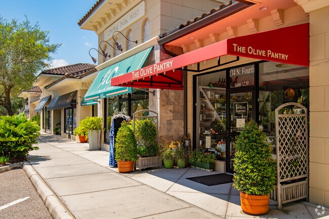 Restaurants and retail shops line 4th Street in Downtown Lake Mary