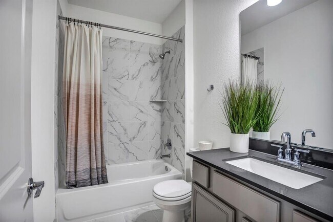 Building Photo - 2121 Local Rebel Lp