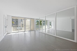 Building Photo - 1360 S Ocean Blvd