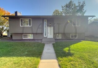 Building Photo - 2446 E 49th Ave