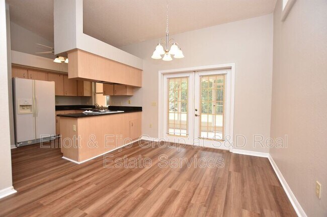 Foto del edificio - 8019 Ridgeglen Cir E