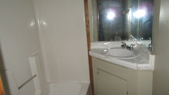 Foto del edificio - 3714 Bowers street