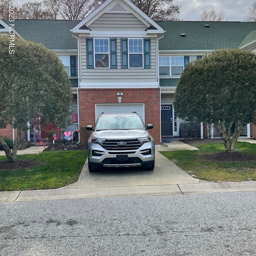 105 Osprey Cv, Elizabeth City, NC 27909 Condo for Rent in Elizabeth