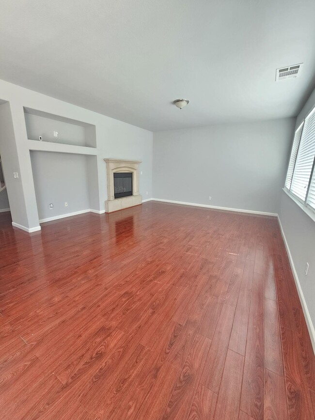 Building Photo - 3582 Mallard Way