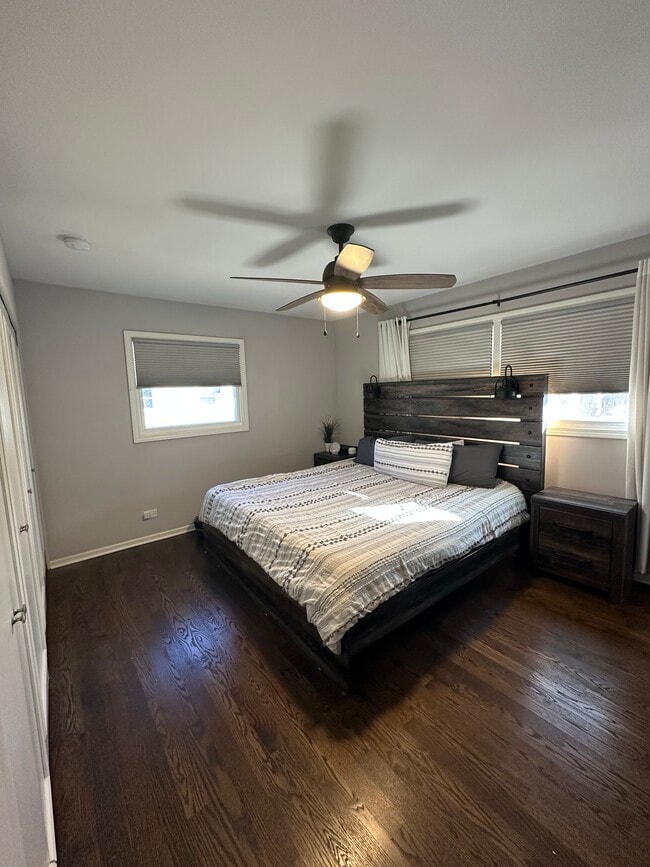 Foto del edificio - 2507 Lillian Ln