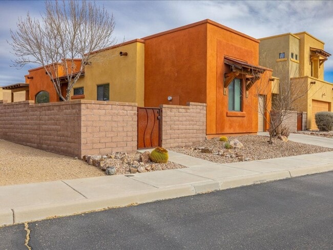 Building Photo - 8721 E Perry Park Cir