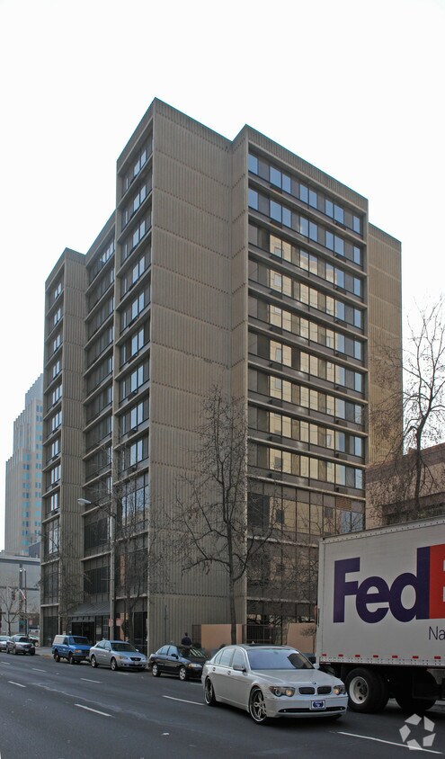 Foto del edificio - Edge Water Apartments