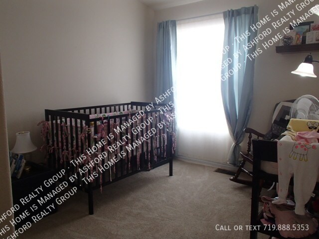Building Photo - 4577 Prestige PT
