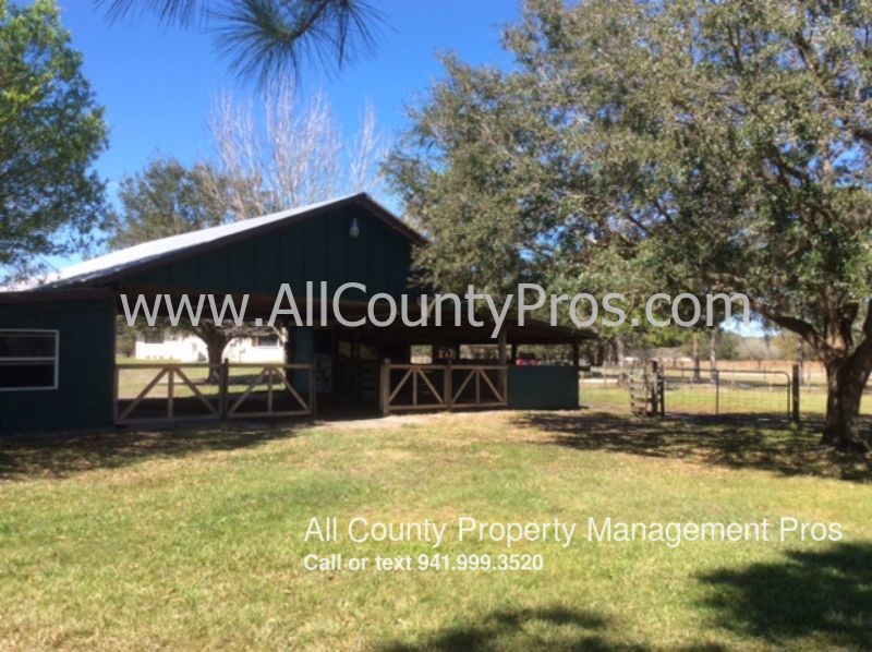 Foto principal - 16646 Whidden Rd