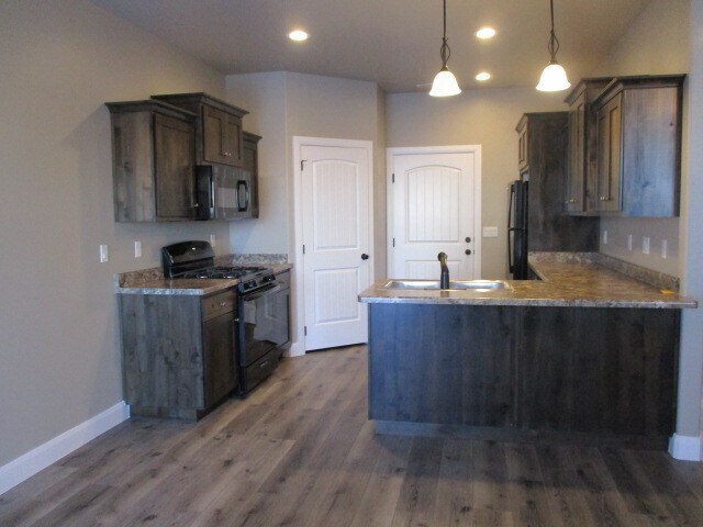 Foto del edificio - 3 Bed 2.5 Bath -Newer town home living in ...