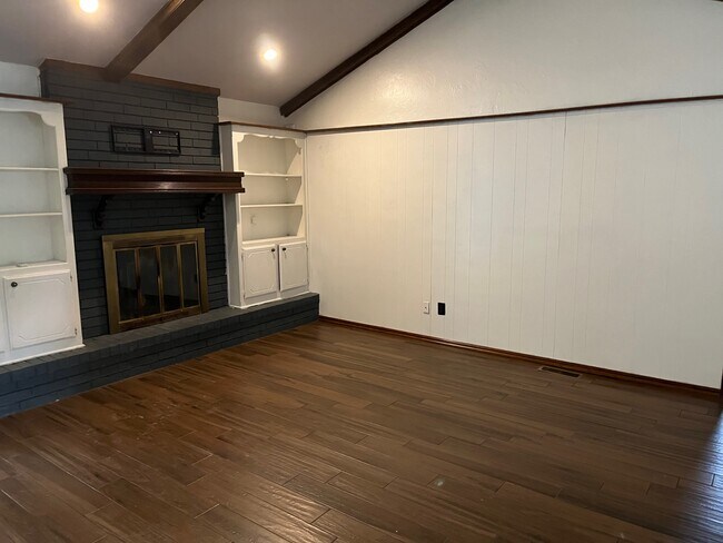 Building Photo - 1501 SW 86th St