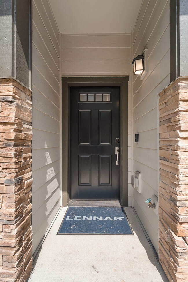 Photo - 8887 SW Elena Ln House