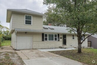 Building Photo - 10700 E 29 St S